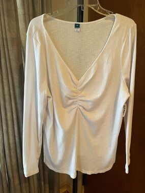 Old Navy White Ribbed V-Neck Long Sleeve Top with Front Ruching